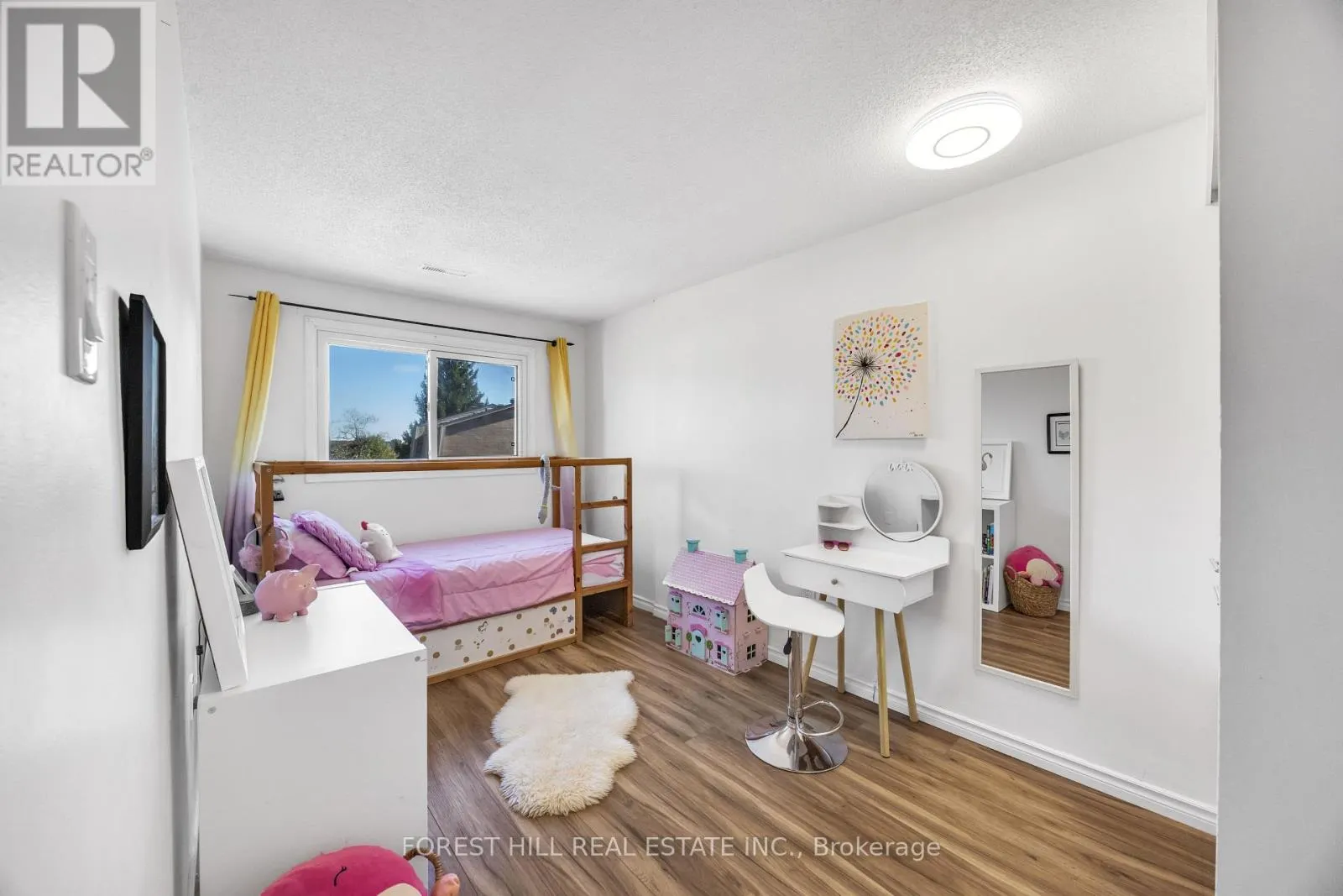 40 - 1238 LIMBERLOST ROAD #40