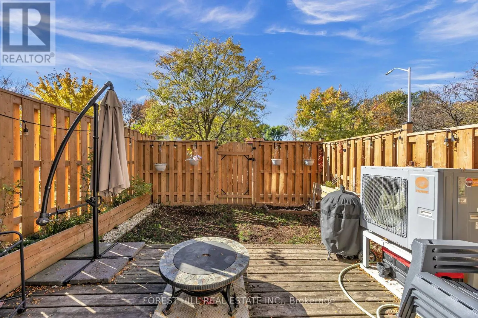 40 - 1238 LIMBERLOST ROAD #40