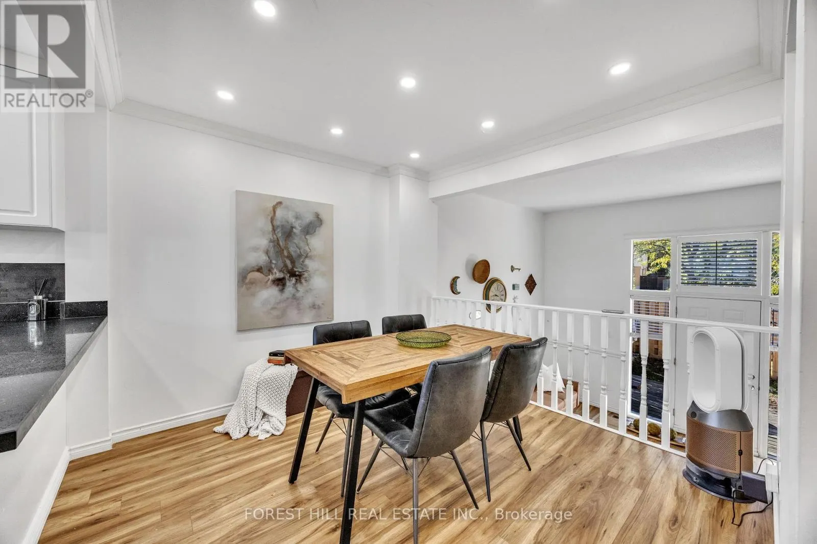 40 - 1238 LIMBERLOST ROAD #40