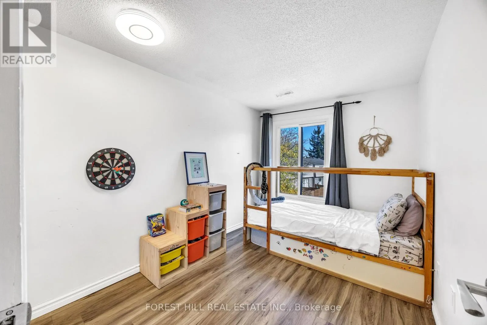 40 - 1238 LIMBERLOST ROAD #40