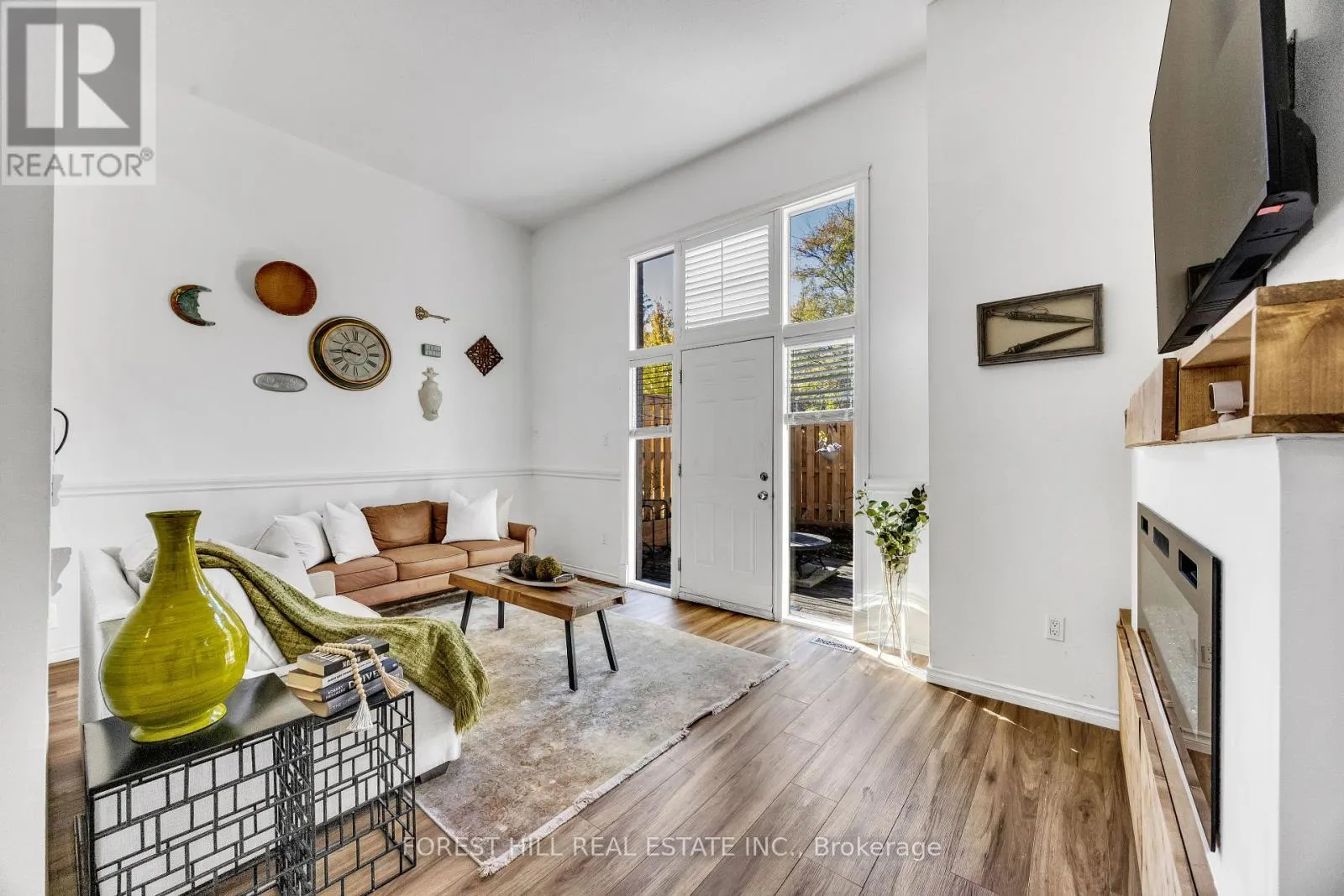 40 - 1238 LIMBERLOST ROAD #40