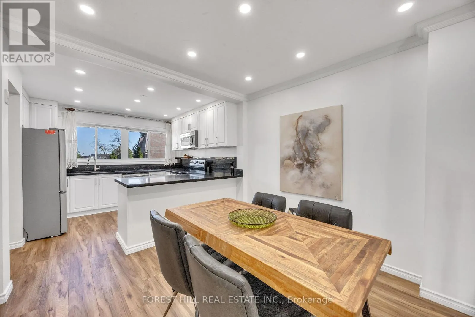 40 - 1238 LIMBERLOST ROAD #40