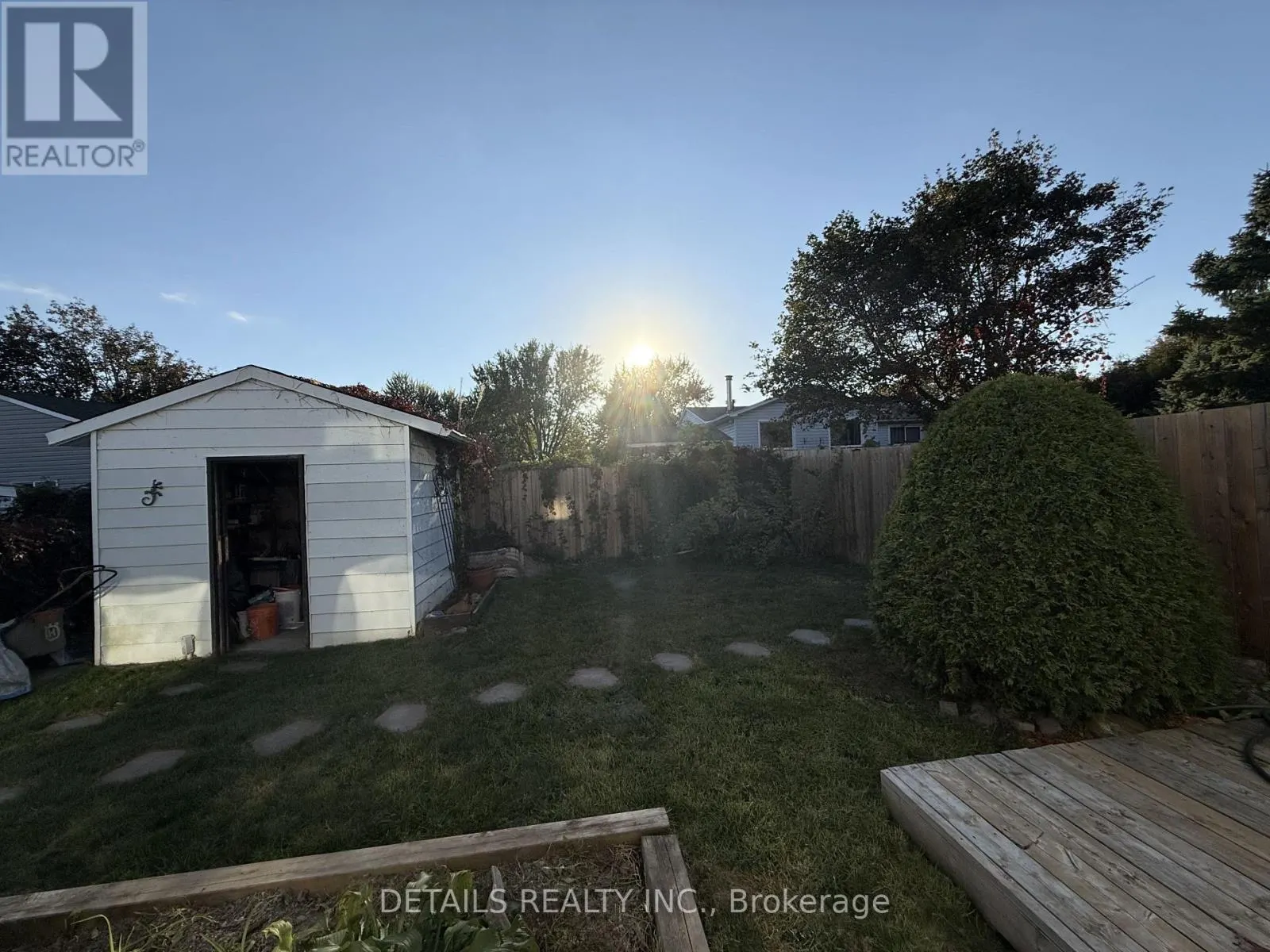 55 SAGINAW CRESCENT