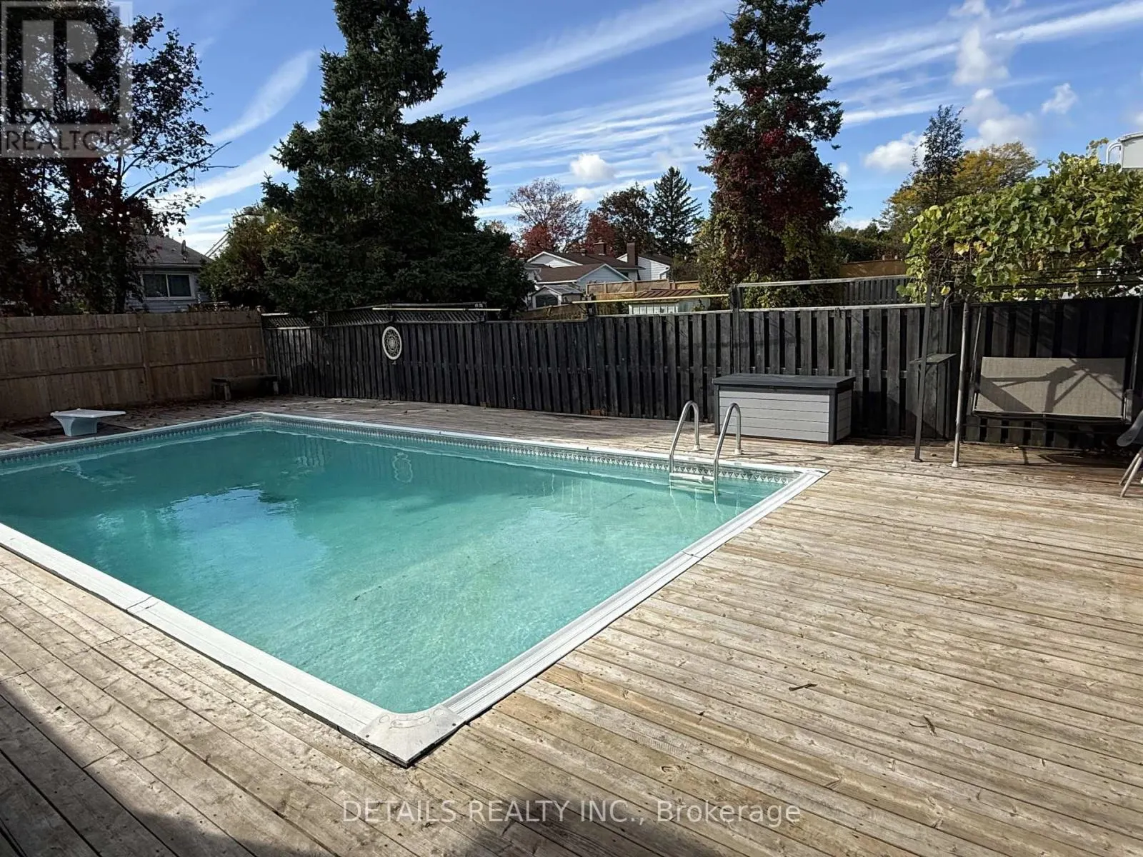 55 SAGINAW CRESCENT