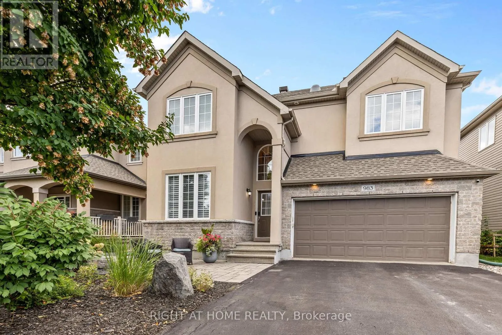 983 FIELDFAIR WAY
