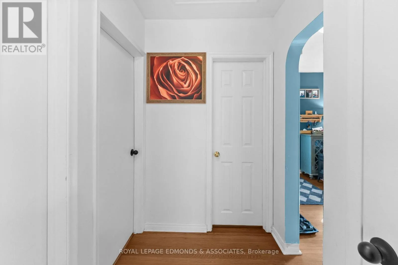44 SUNSET CRESCENT
