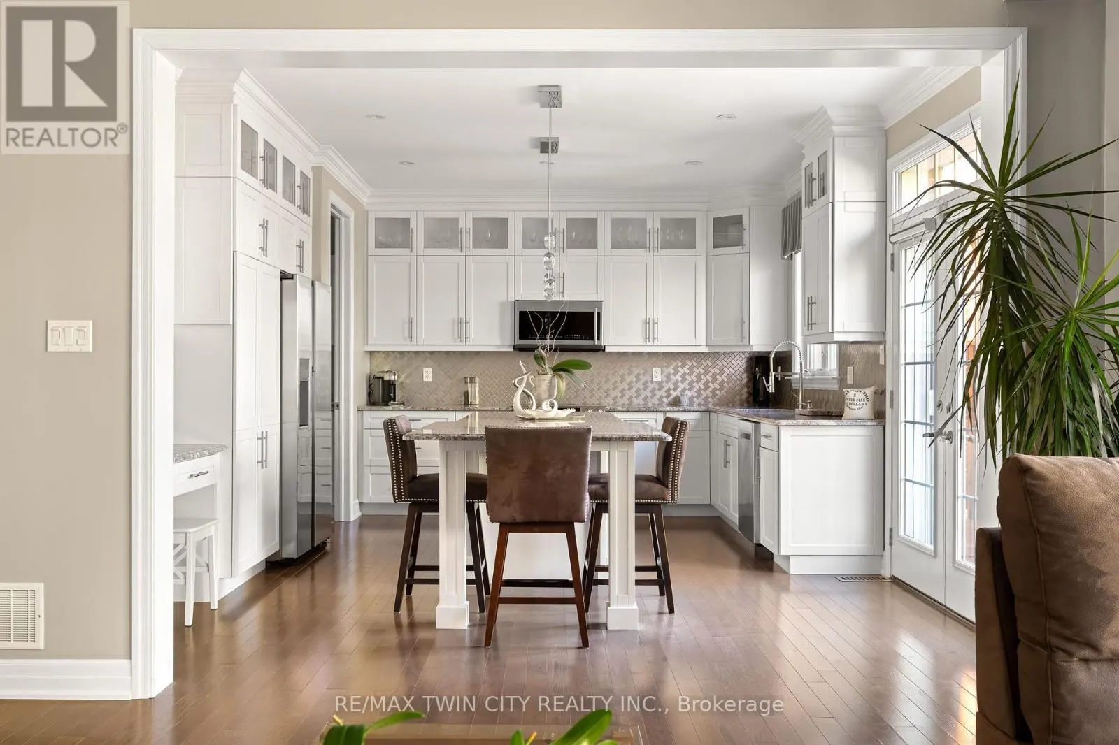 296 FALLING GREEN CRESCENT