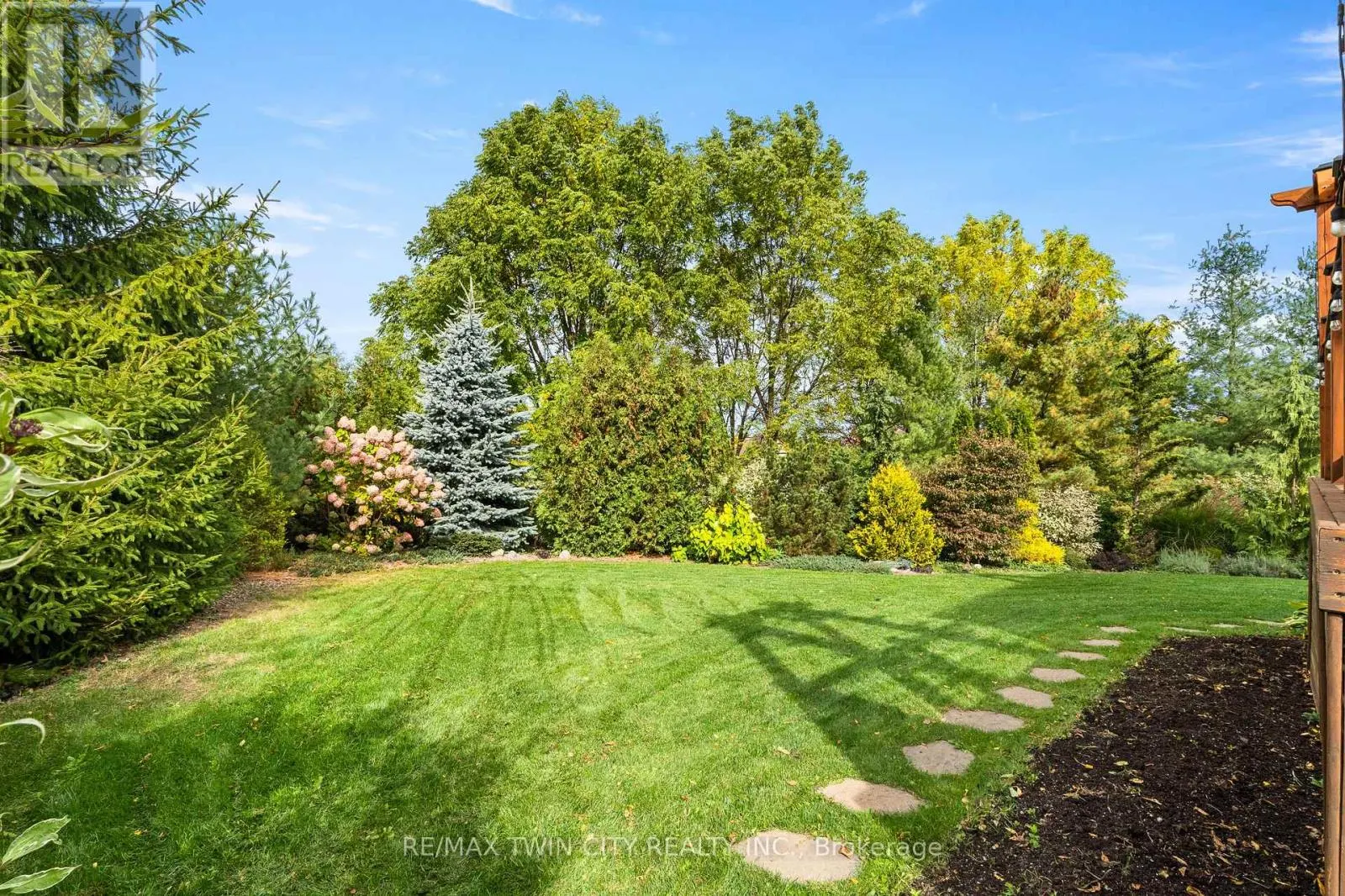 296 FALLING GREEN CRESCENT