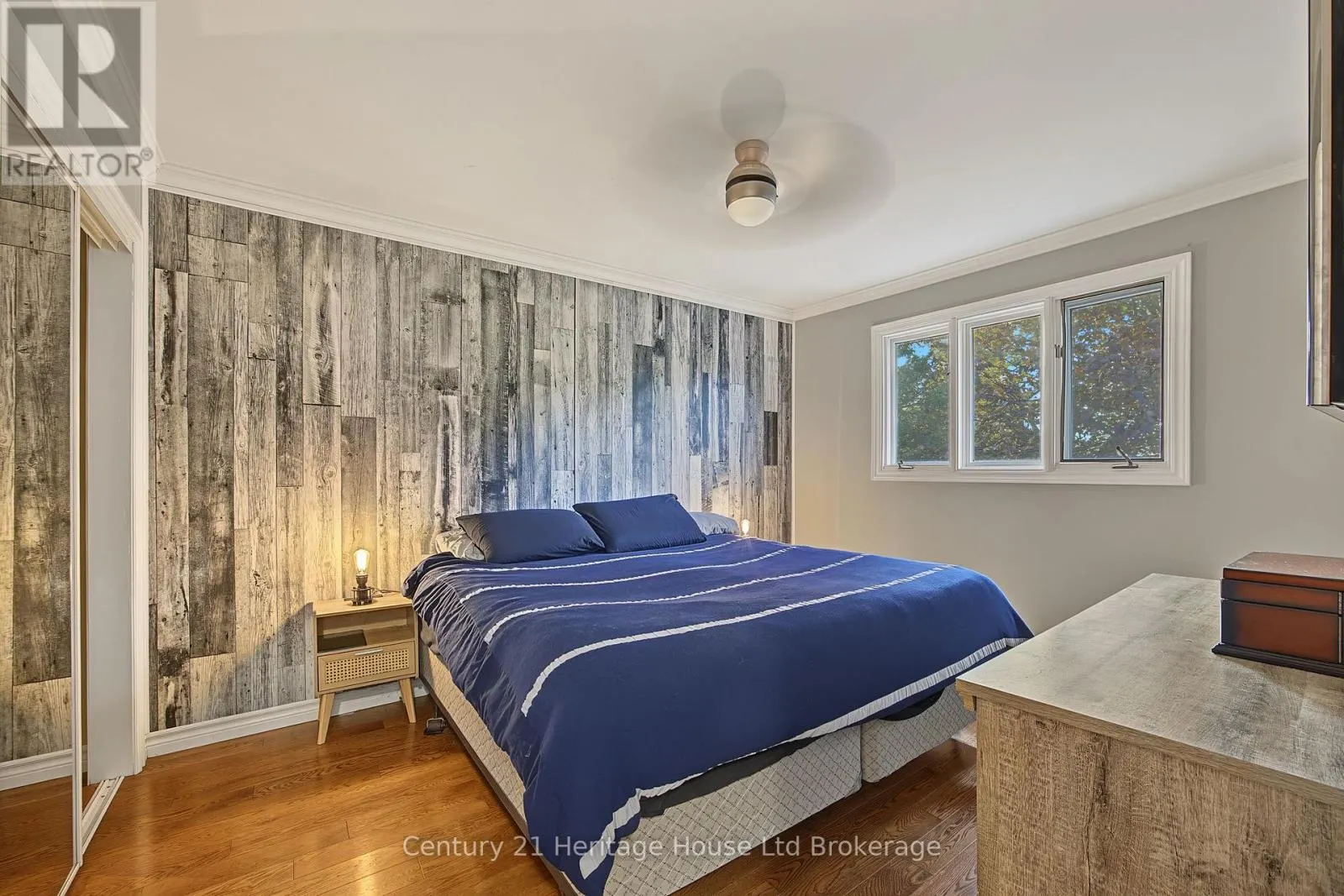323634 MT ELGIN ROAD