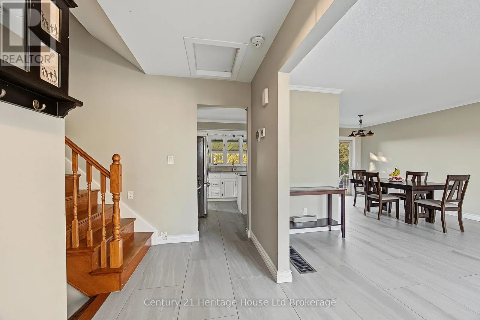 323634 MT ELGIN ROAD