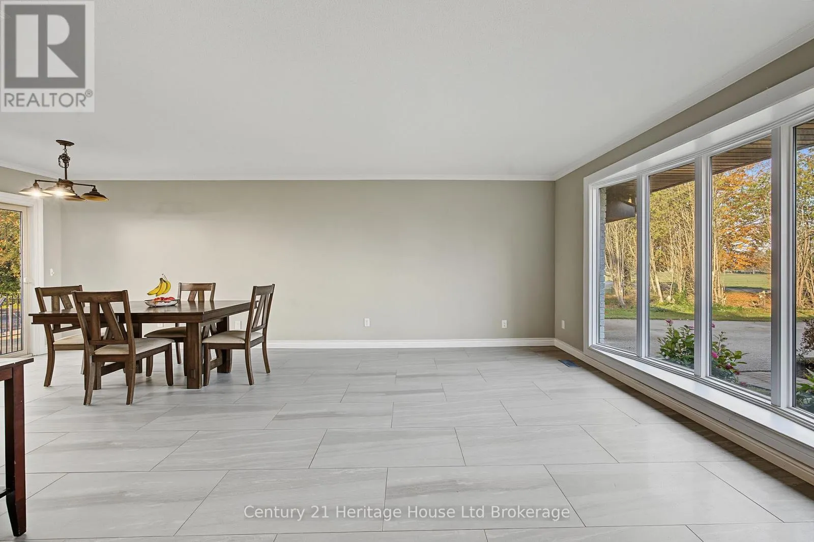 323634 MT ELGIN ROAD