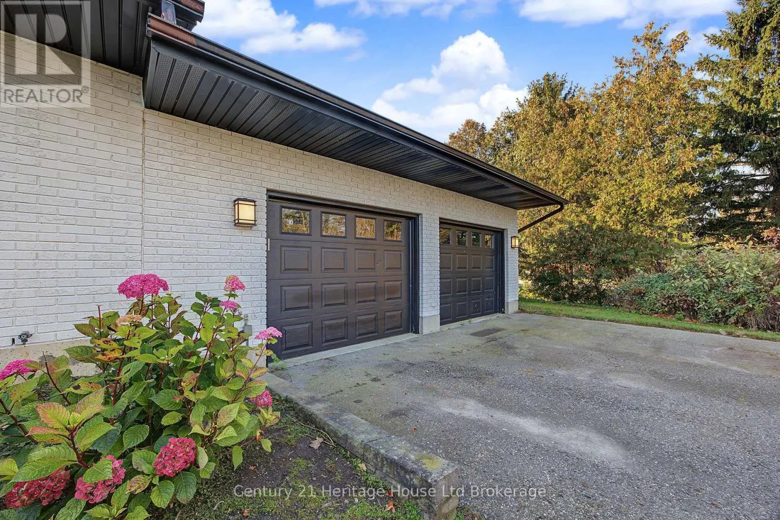323634 MT ELGIN ROAD
