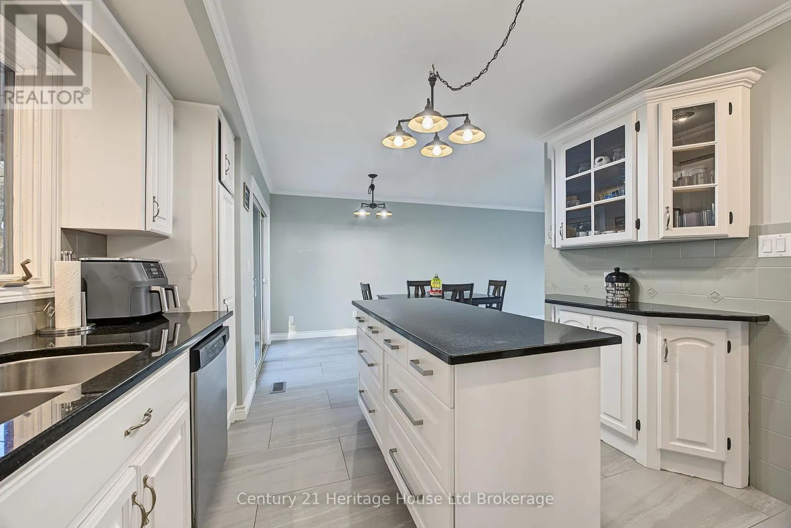 323634 MT ELGIN ROAD