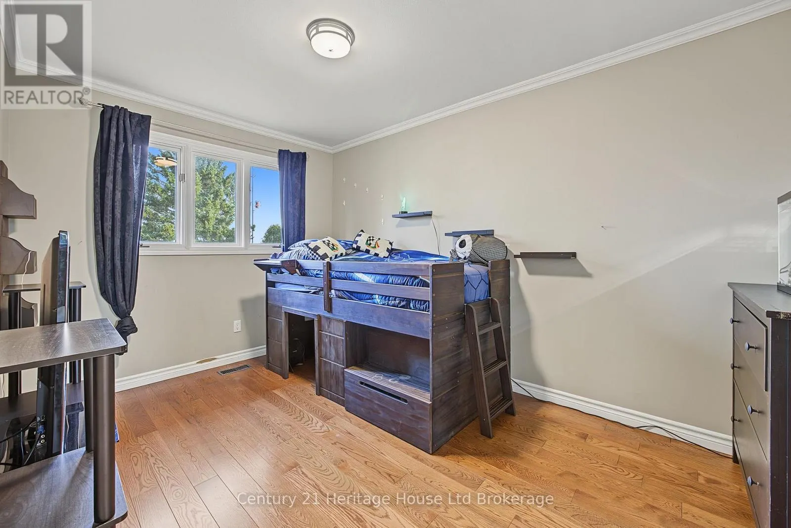 323634 MT ELGIN ROAD