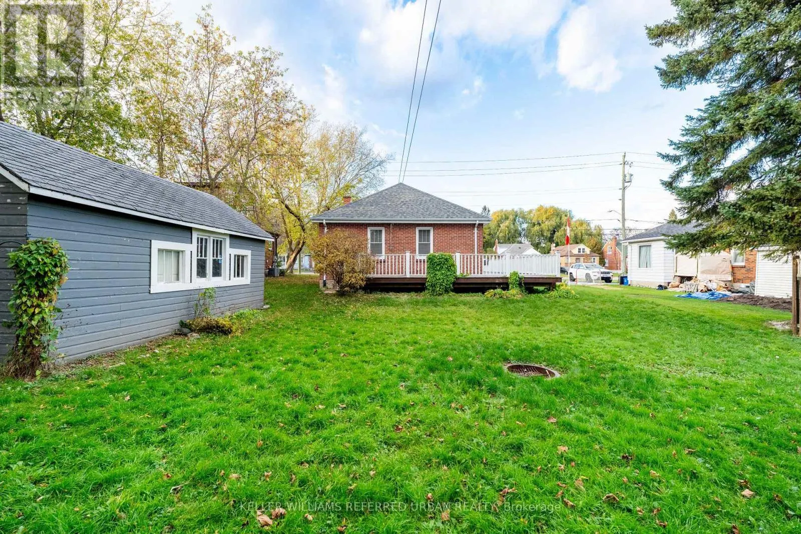151 UNIVERSITY AVENUE E