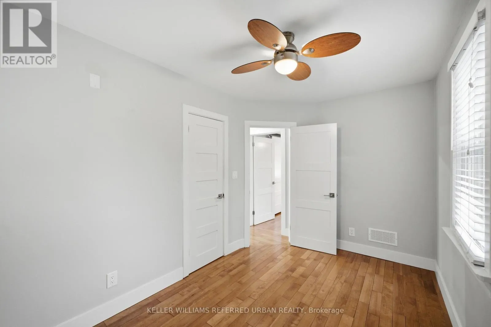 151 UNIVERSITY AVENUE E