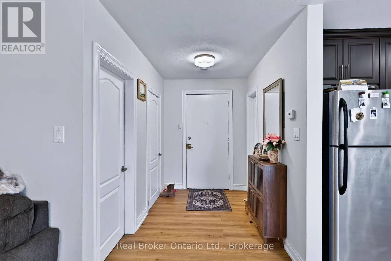1831 MAIN STREET W