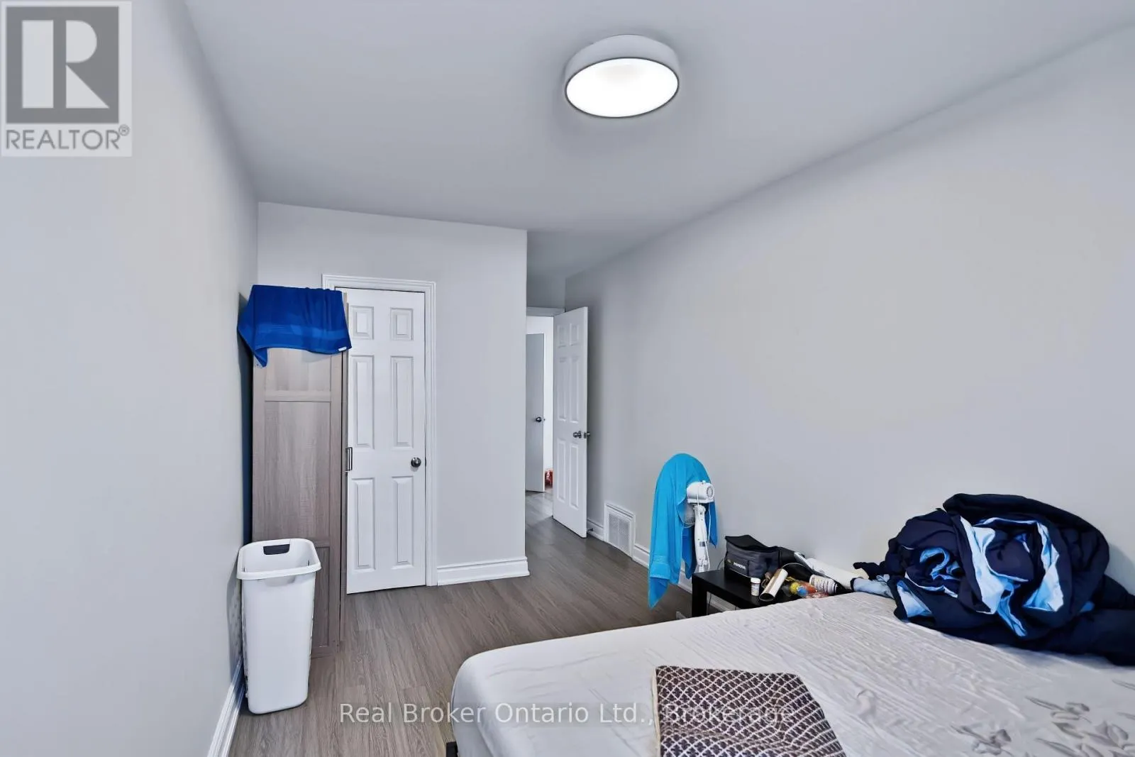 1831 MAIN STREET W