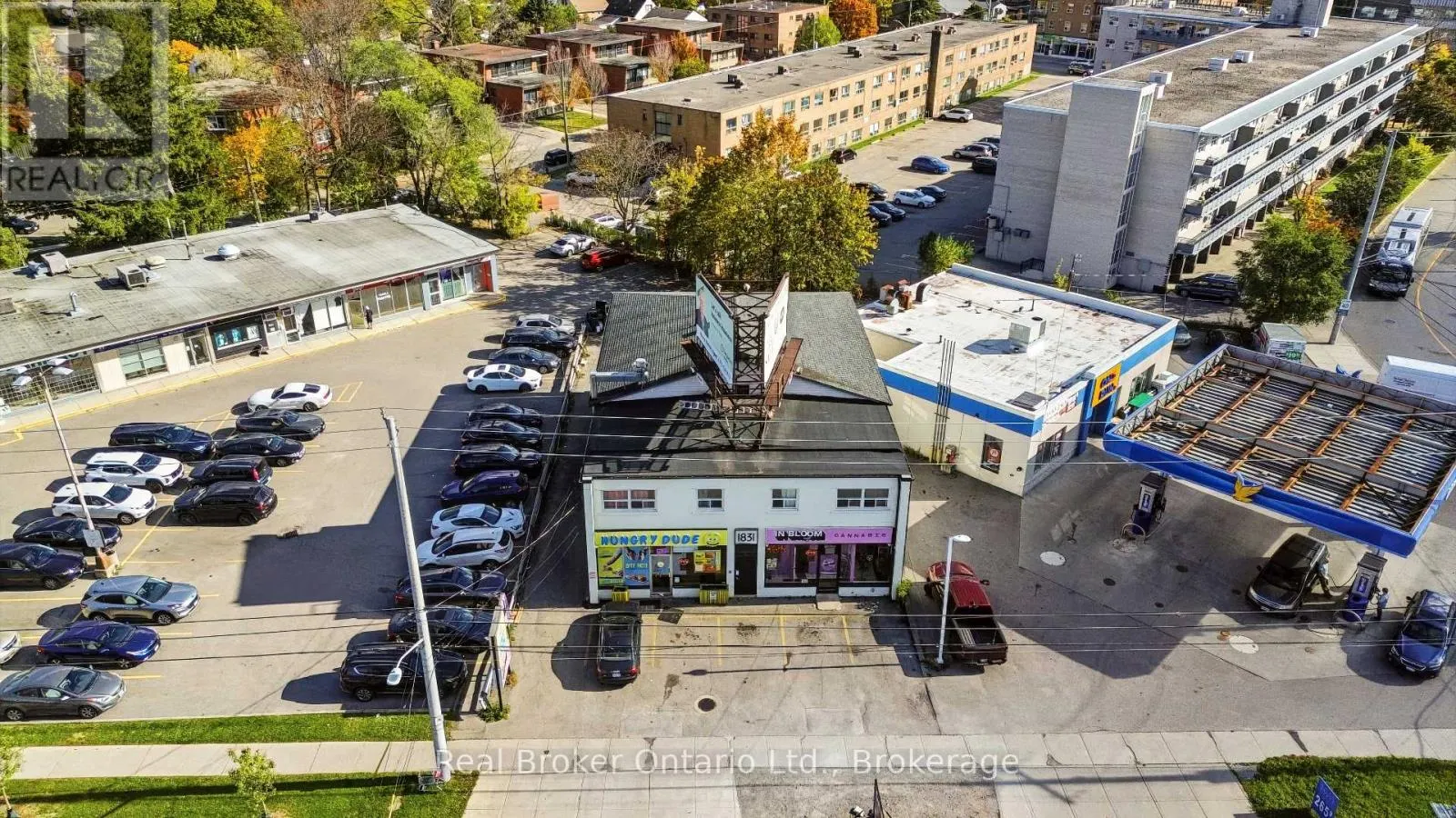 1831 MAIN STREET W
