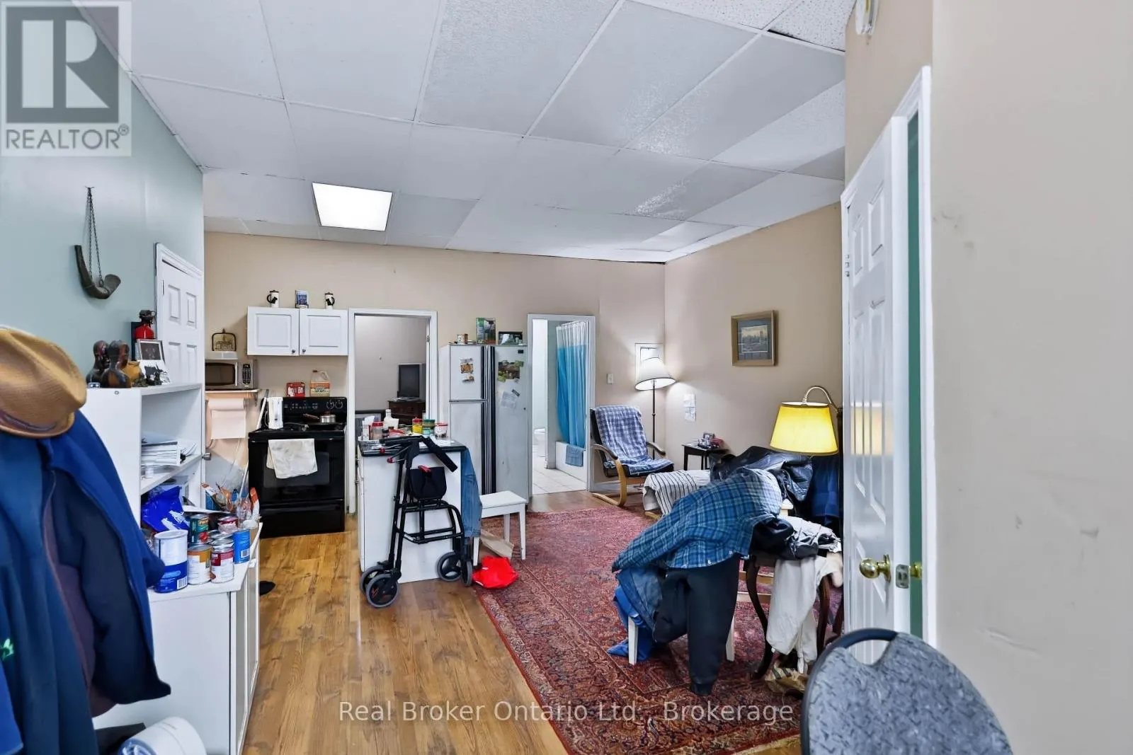 1831 MAIN STREET W