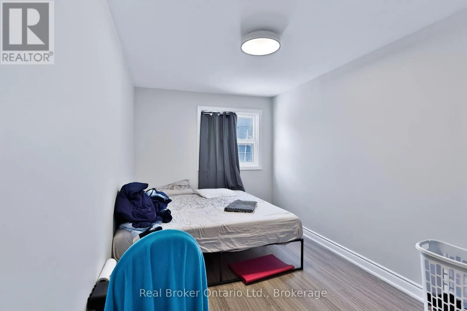 1831 MAIN STREET W