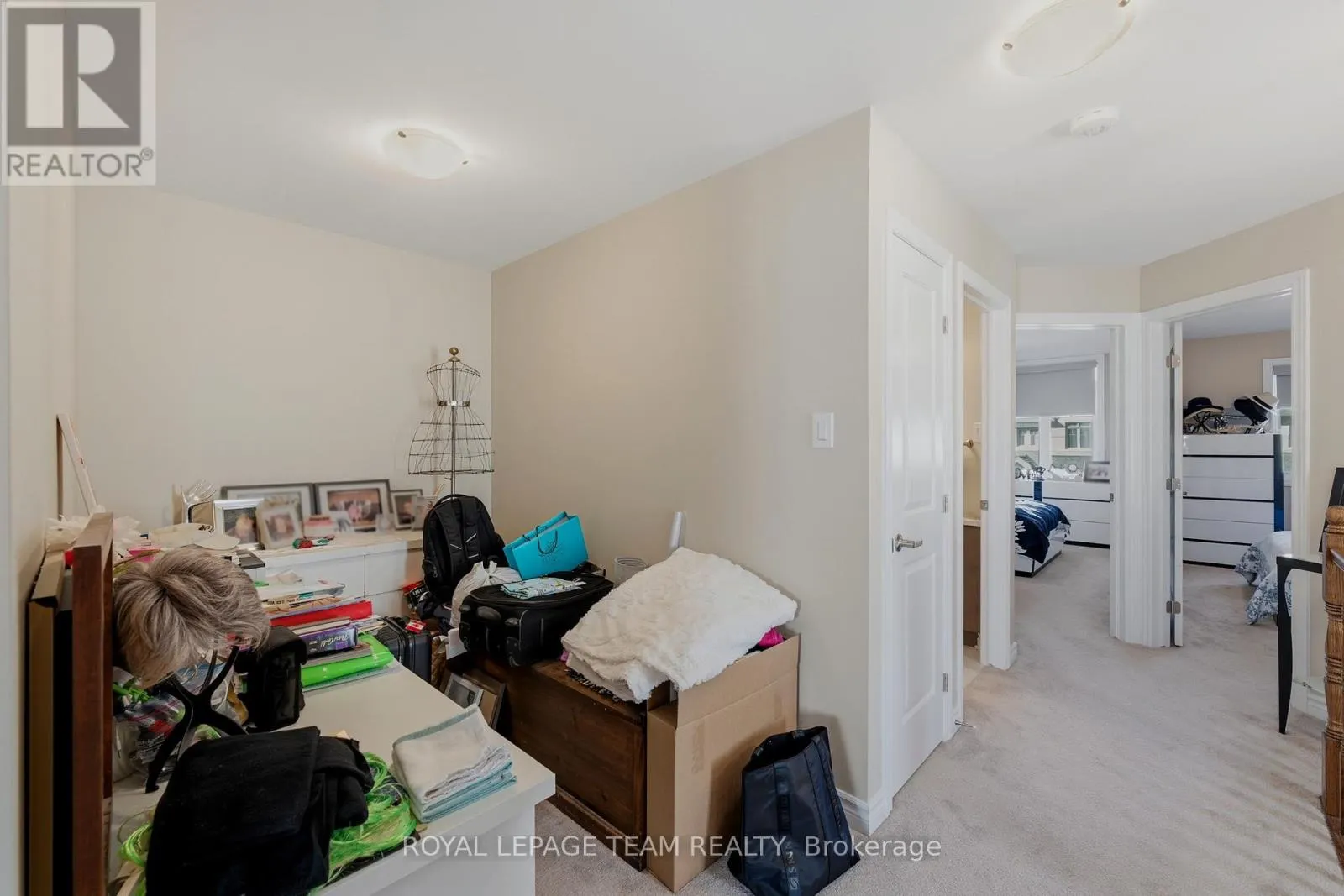 728 TEASEL WAY