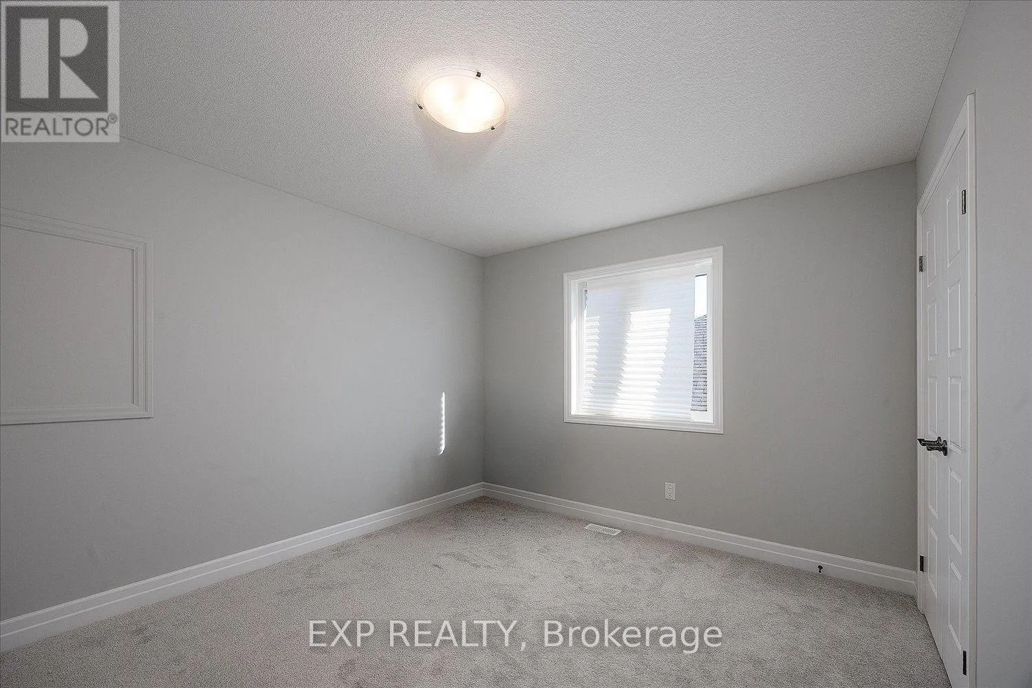 21 SYCAMORE DRIVE N