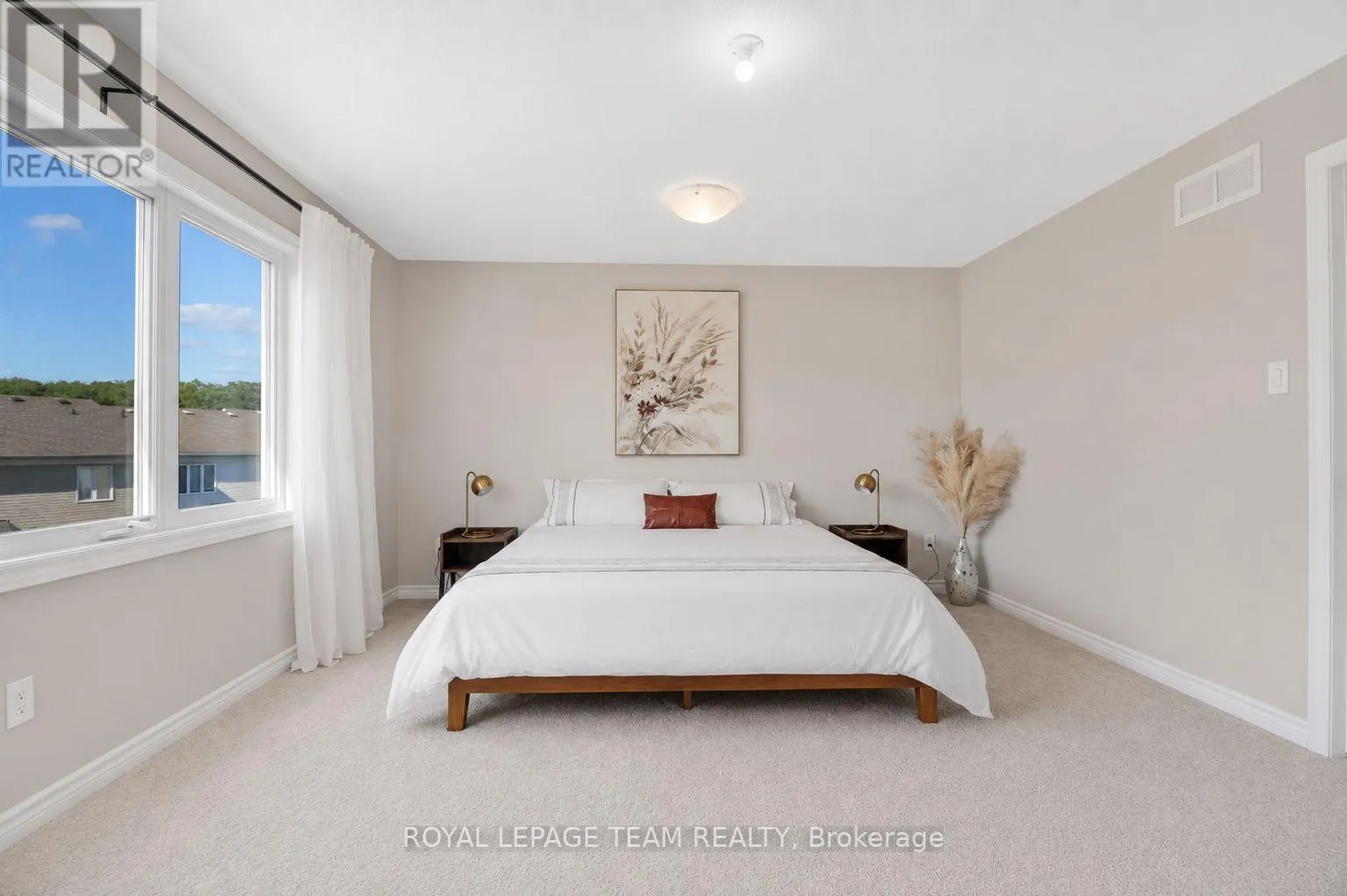 3 STONELEIGH STREET