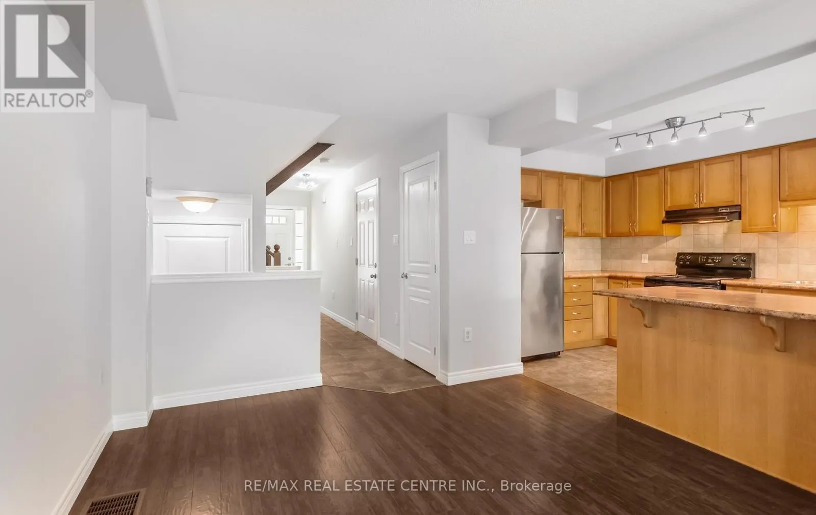 38 - 8 HEMLOCK WAY