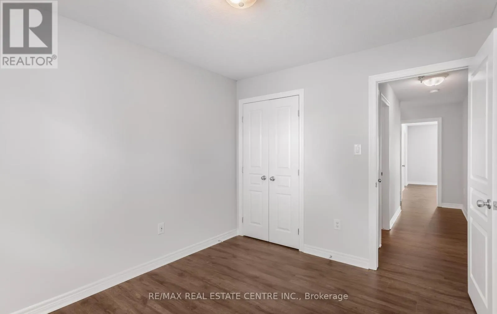 38 - 8 HEMLOCK WAY