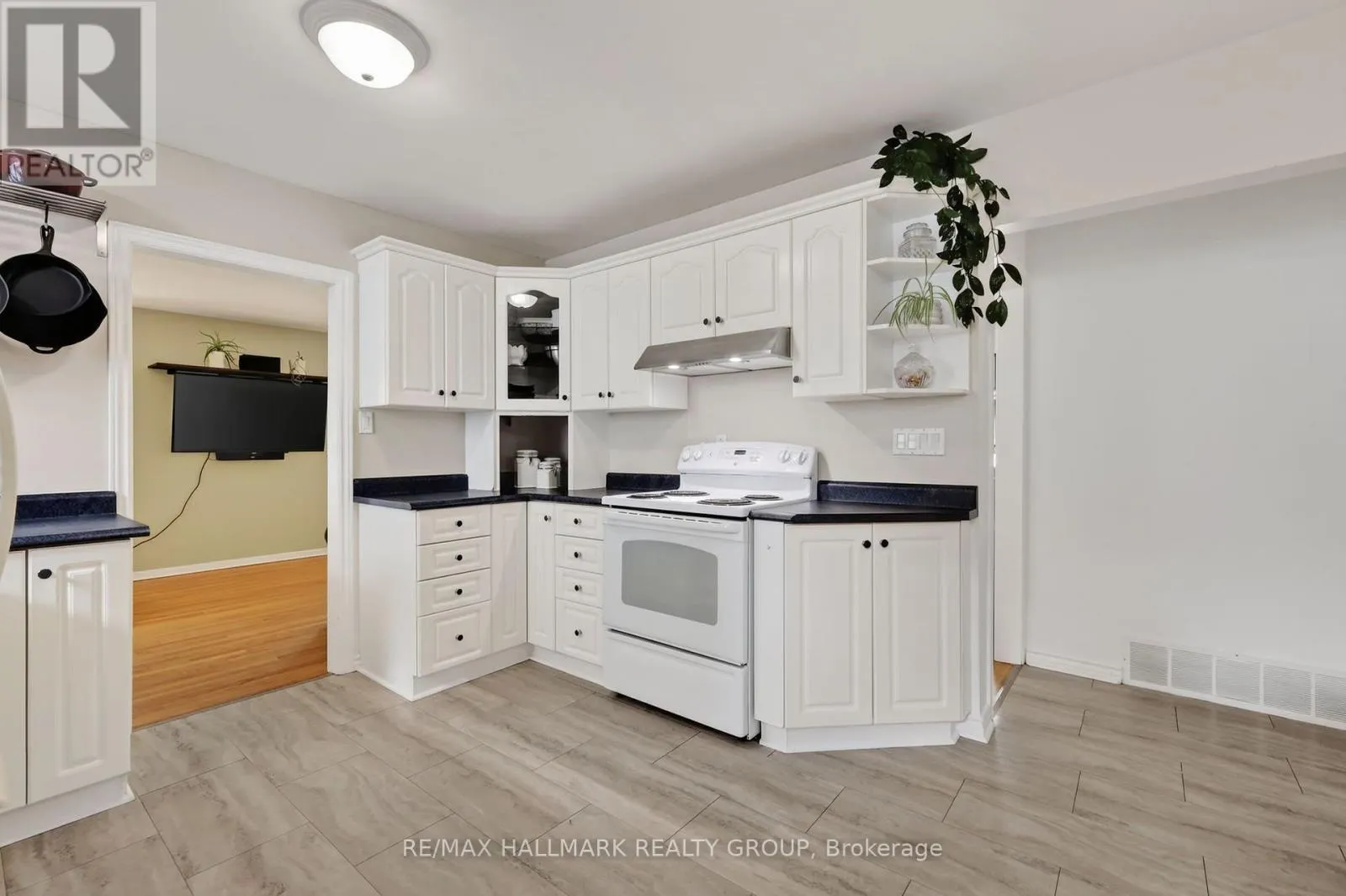 2627 NORBERRY CRESCENT