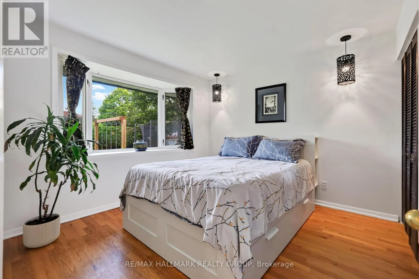 2627 NORBERRY CRESCENT