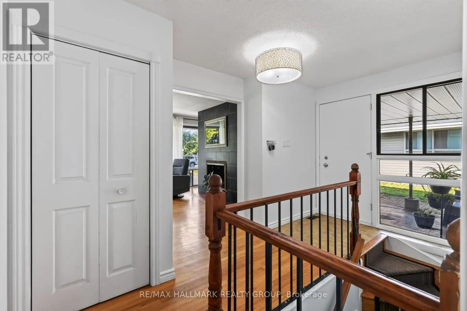 2627 NORBERRY CRESCENT