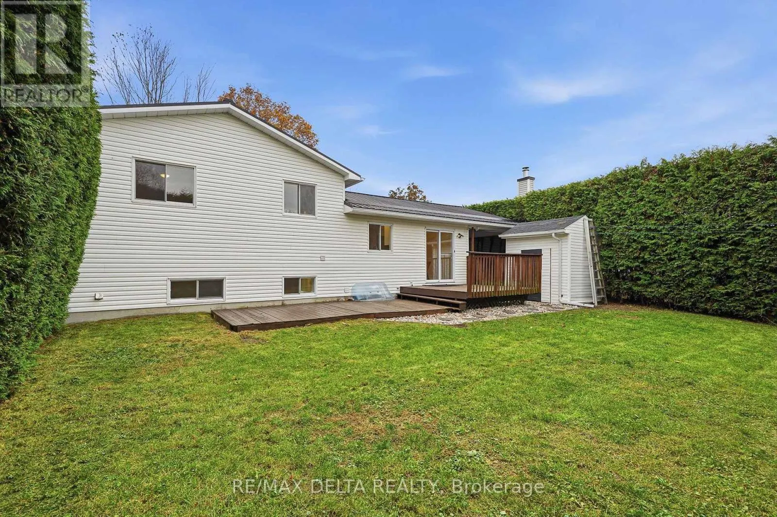 934 COTE STREET