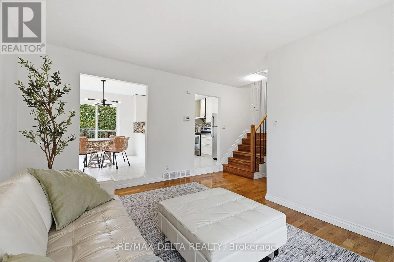 934 COTE STREET