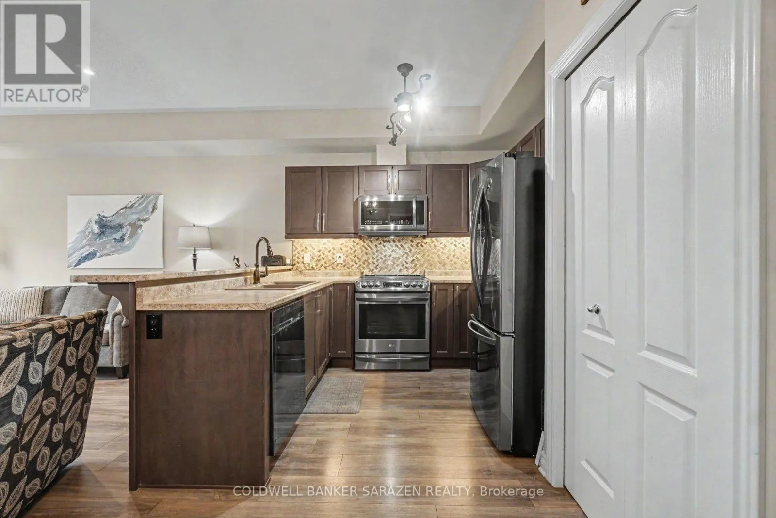 78 BELLWOOD DRIVE