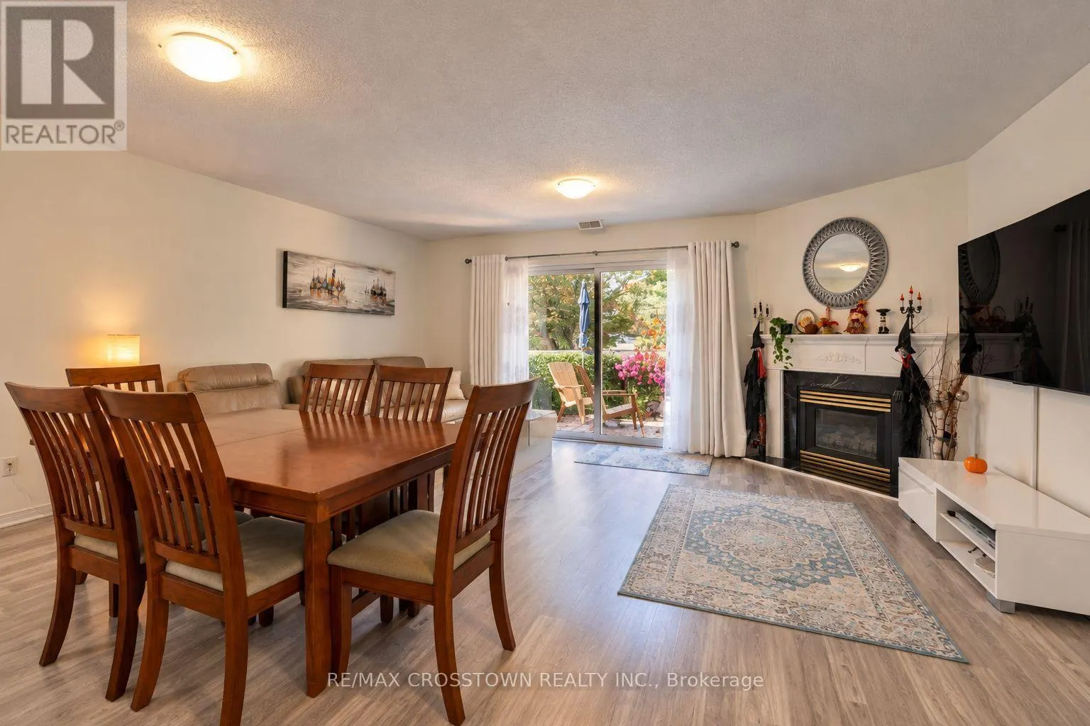 10 - 1067 RYMAL ROAD E