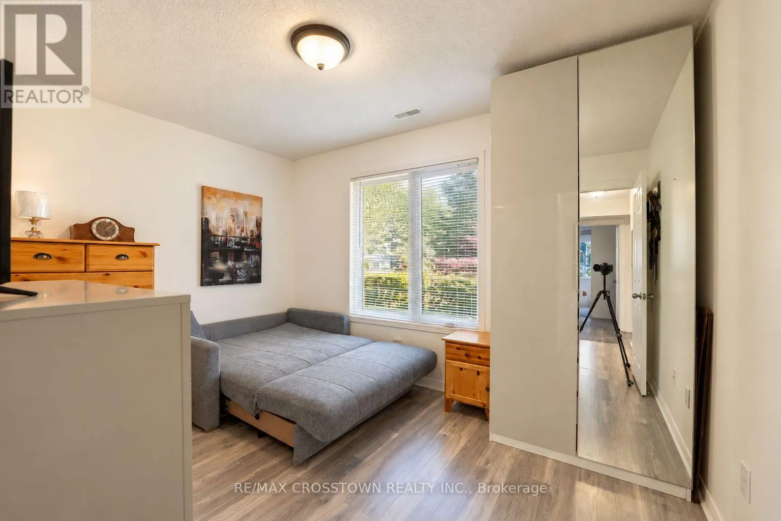 10 - 1067 RYMAL ROAD E