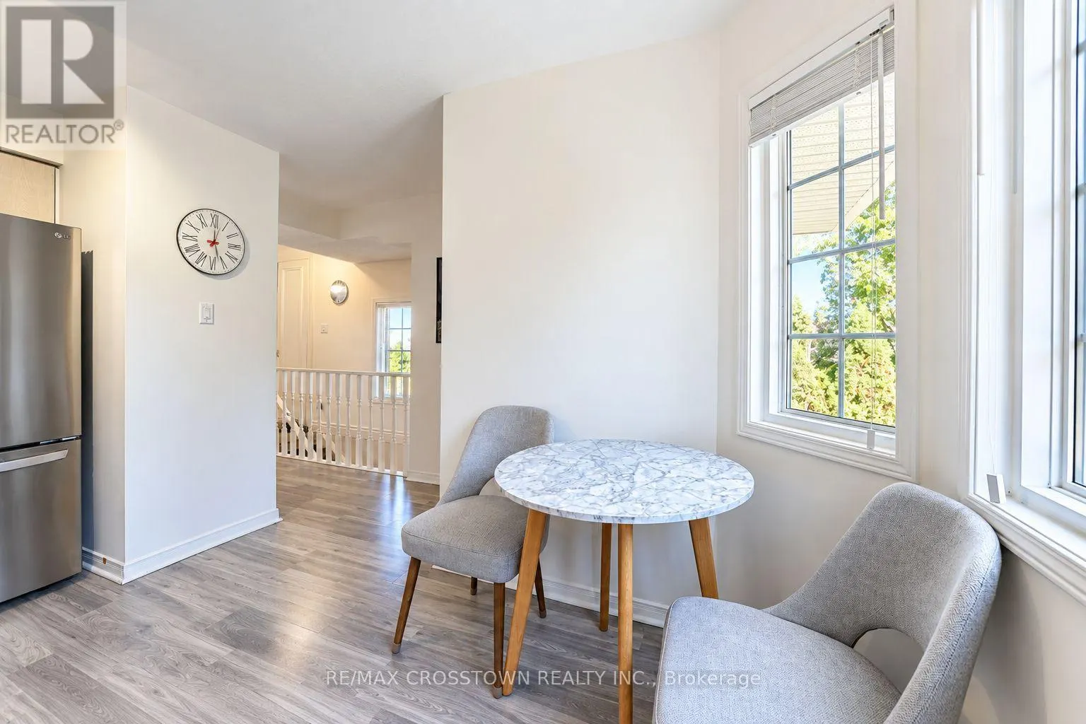 10 - 1067 RYMAL ROAD E