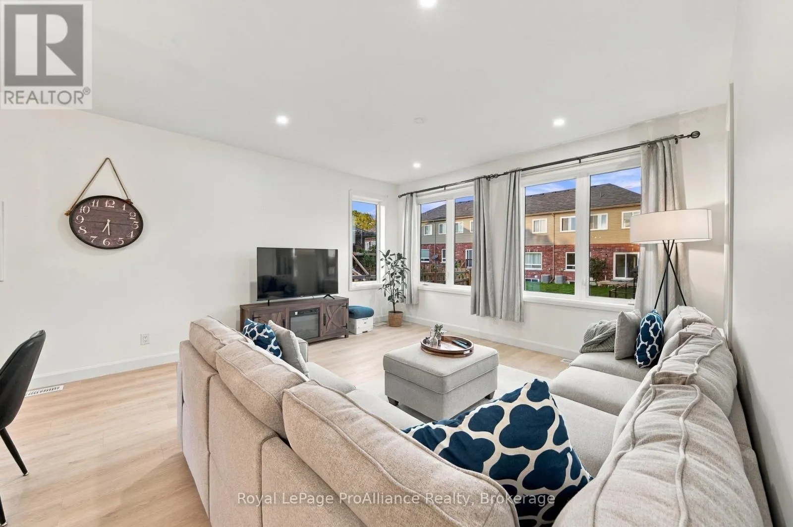 11 AMBROSIA WAY