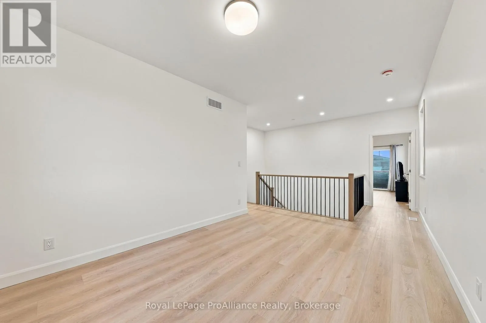 11 AMBROSIA WAY