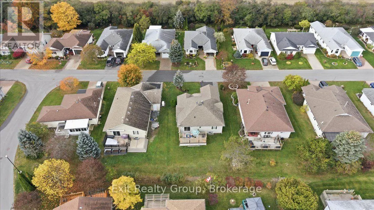 86 SANDBANKS COURT