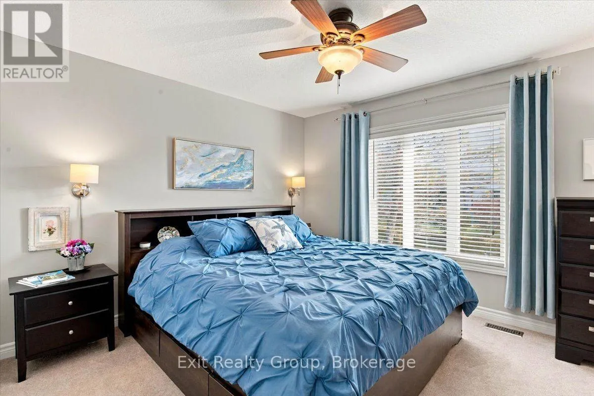86 SANDBANKS COURT
