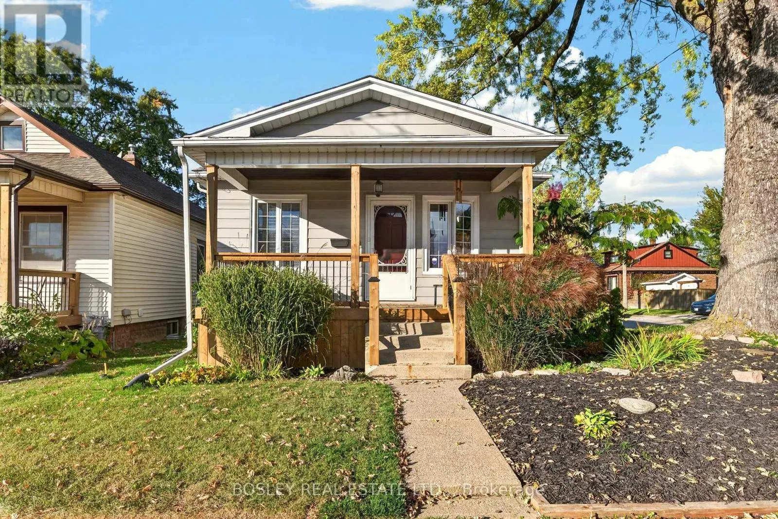 5 STUART AVENUE