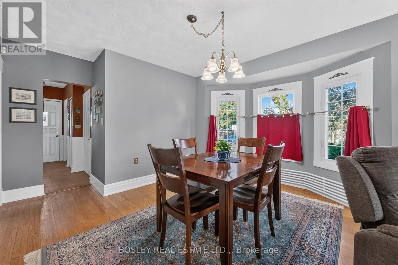 5 STUART AVENUE