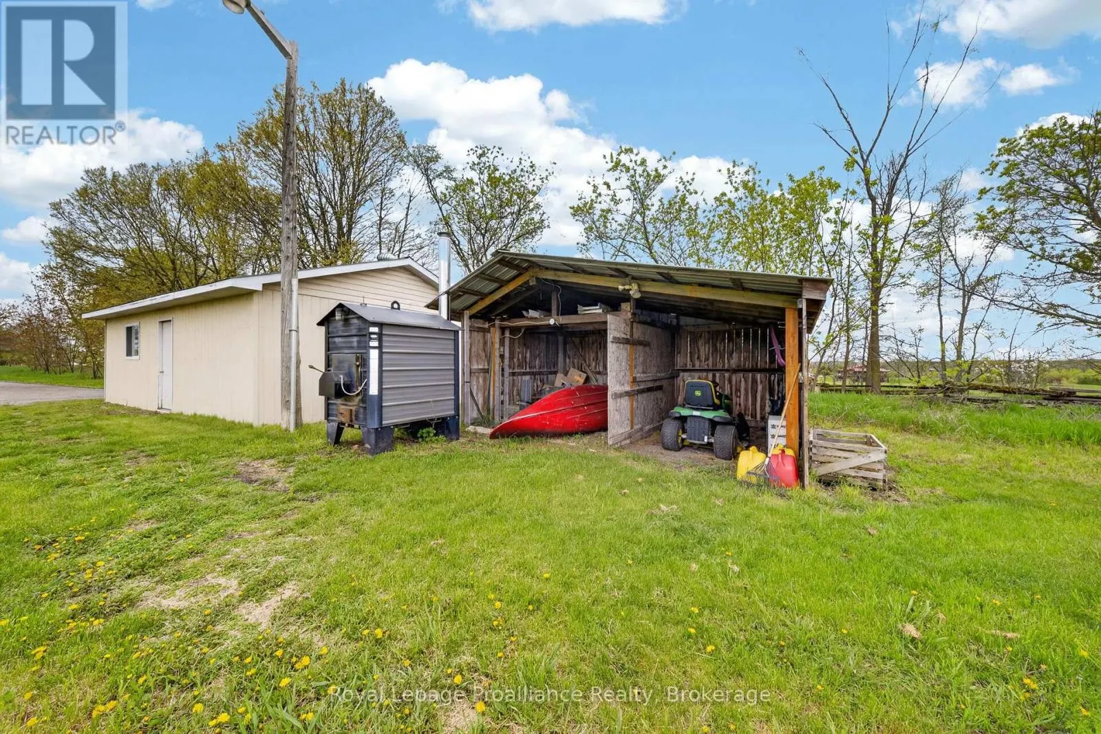 235 EAST HUNGERFORD ROAD