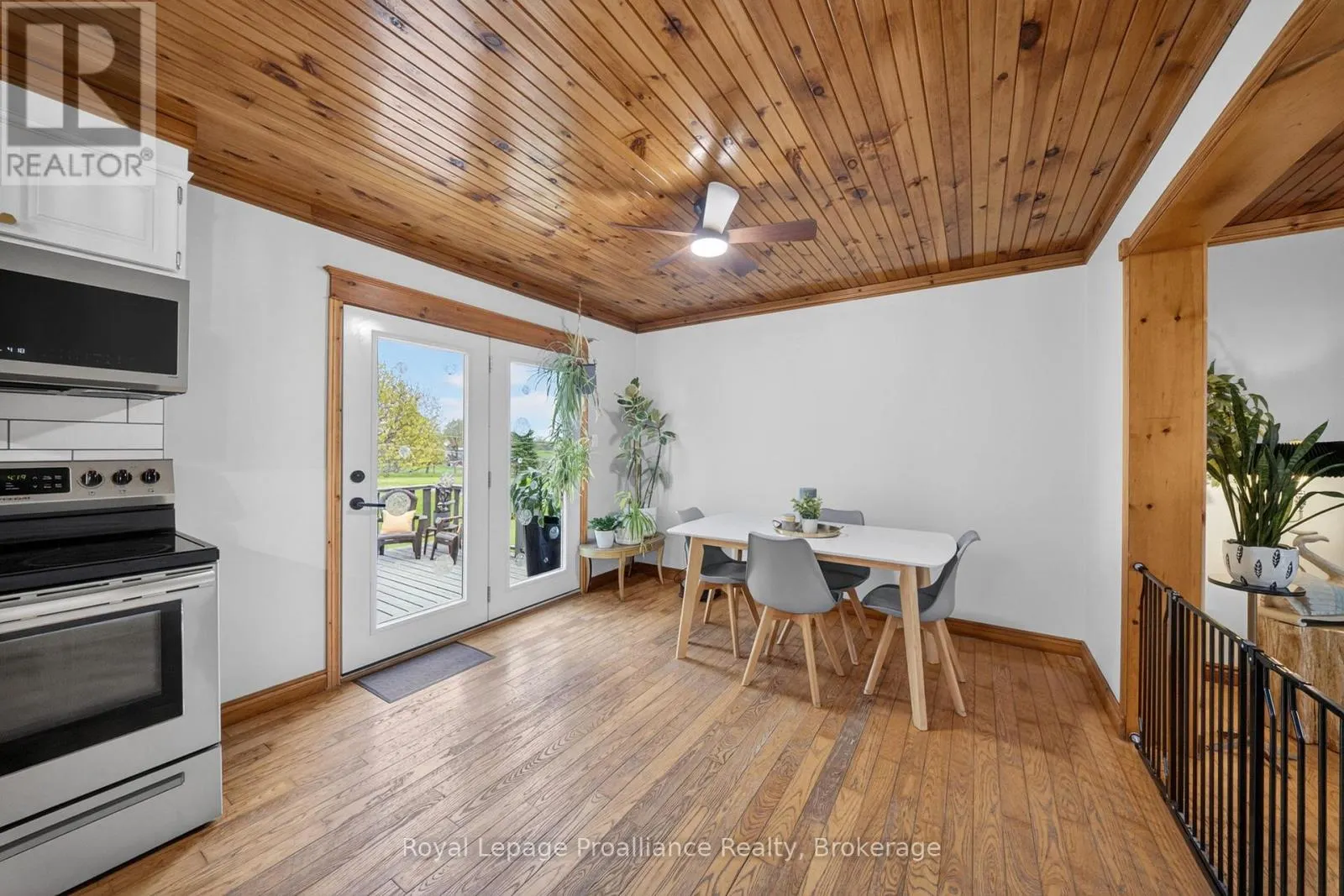 235 EAST HUNGERFORD ROAD