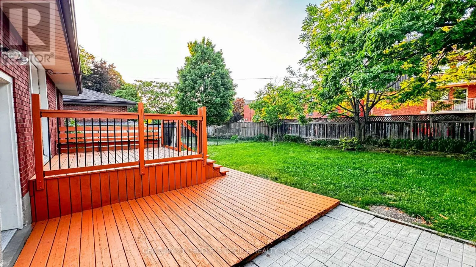 7 HARDALE CRESCENT