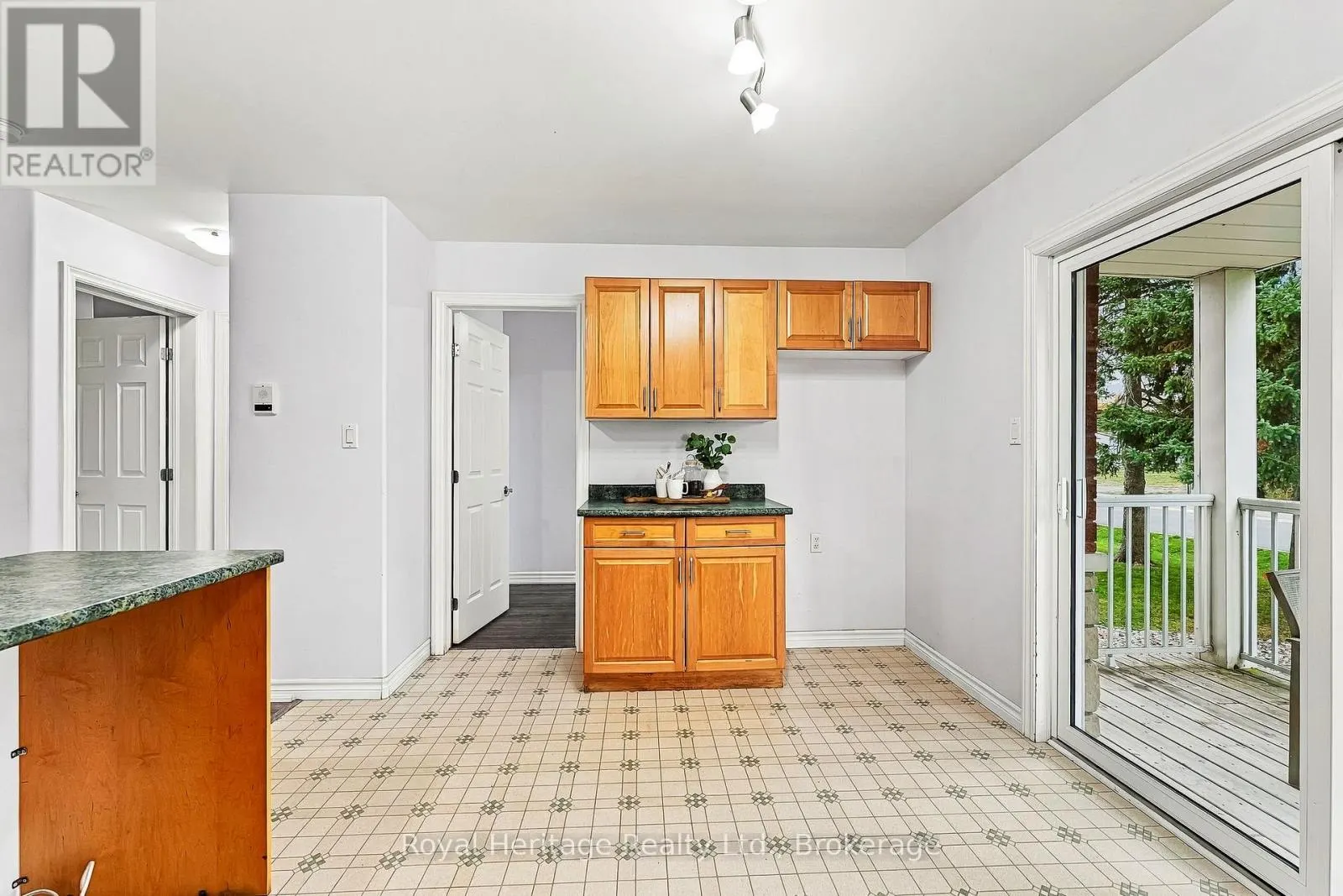 101 - 5 DOCKSIDE LN LANE #101