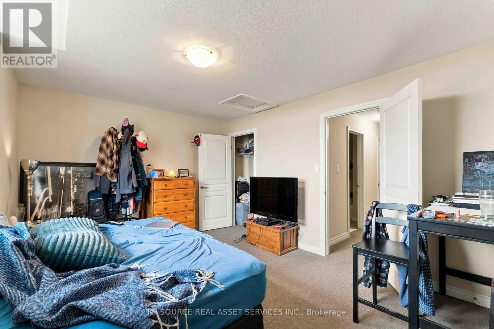 65 - 541 WINSTON ROAD
